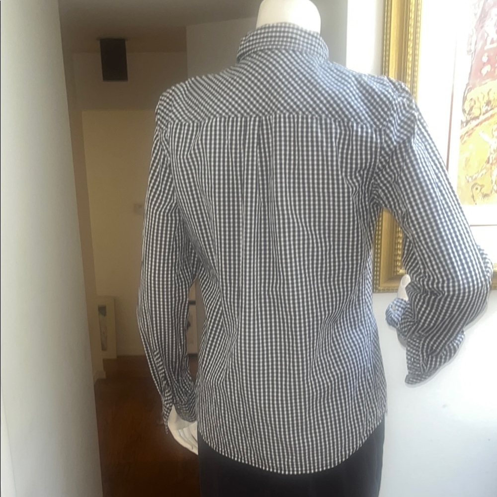 button up - Picture 4 of 8